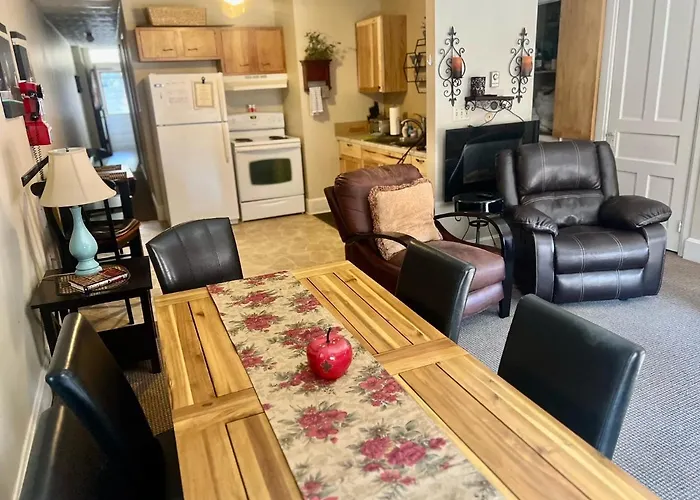 Main Street Two Bedroom In Galena-great Location! Apartamento